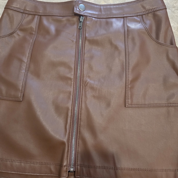 Tinseltown Brown Mini Skirt - Picture 8 of 8